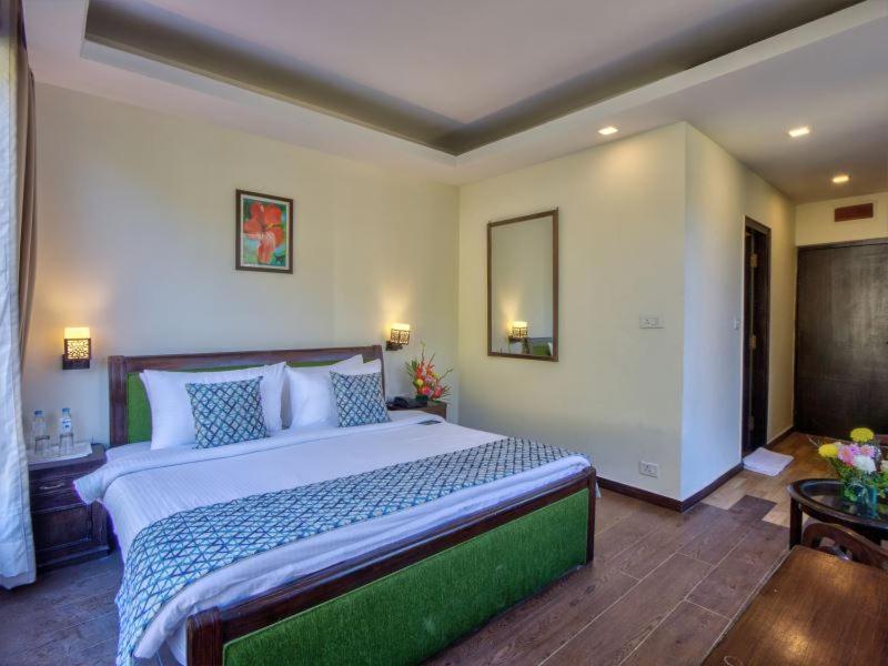 The Katoch Grand Resort Manāli Esterno foto