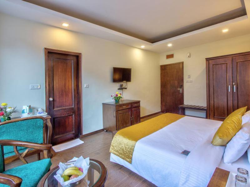 The Katoch Grand Resort Manāli Esterno foto