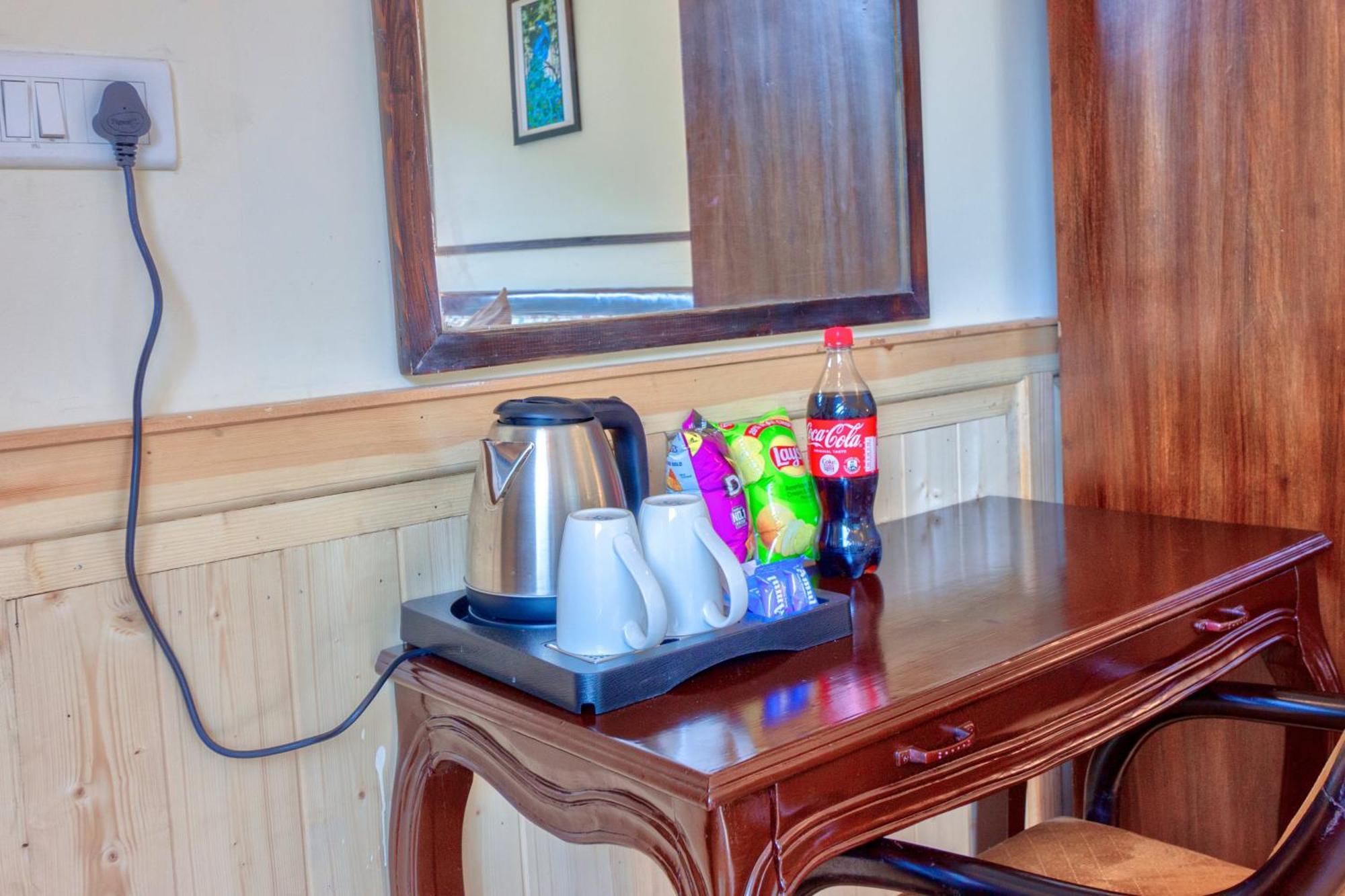 The Katoch Grand Resort Manāli Esterno foto