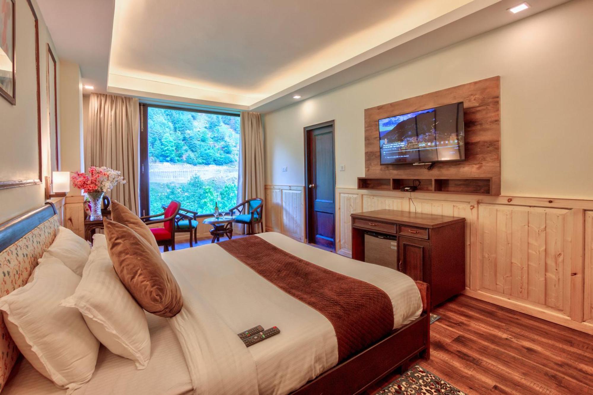 The Katoch Grand Resort Manāli Esterno foto