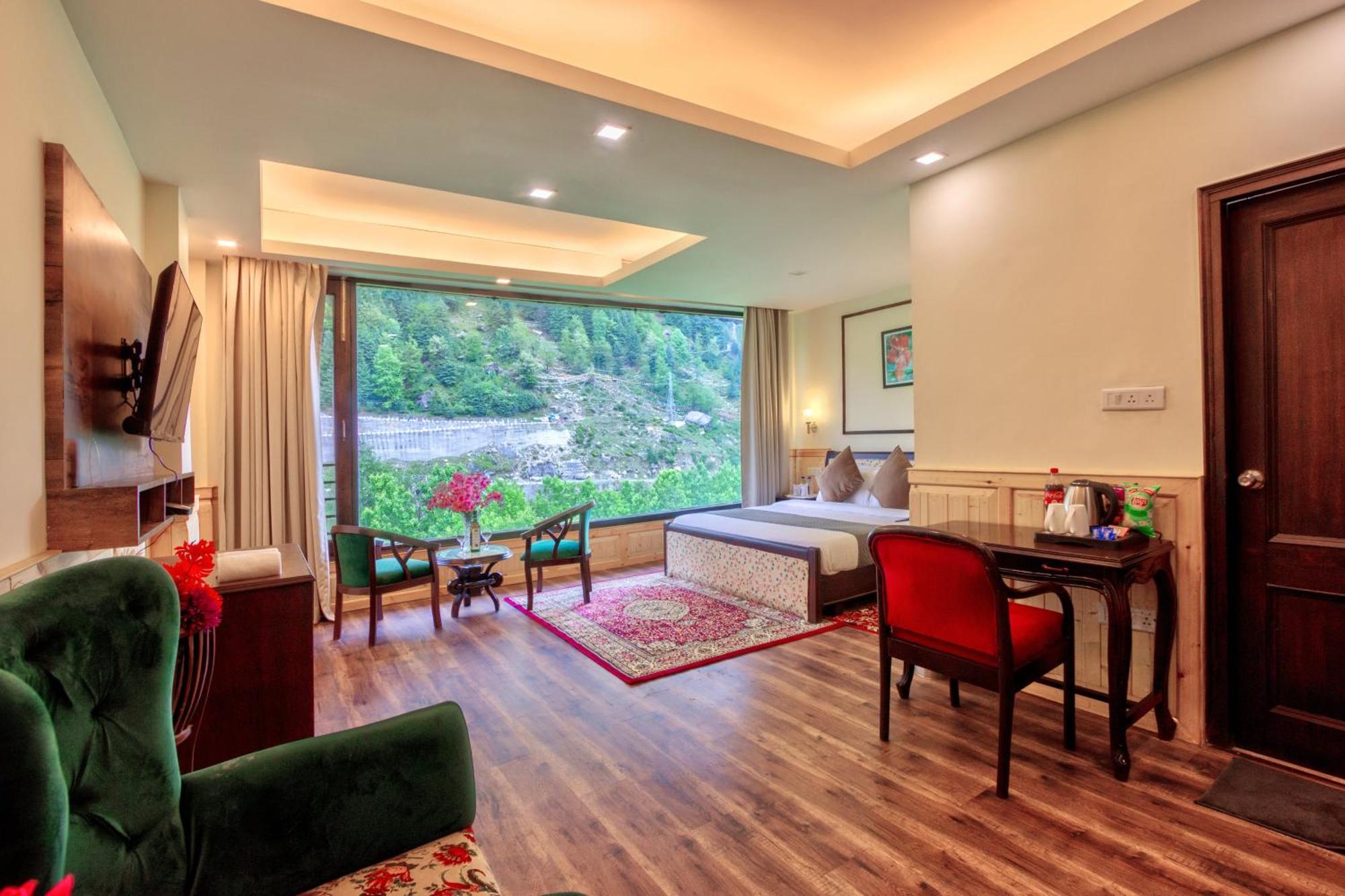 The Katoch Grand Resort Manāli Esterno foto