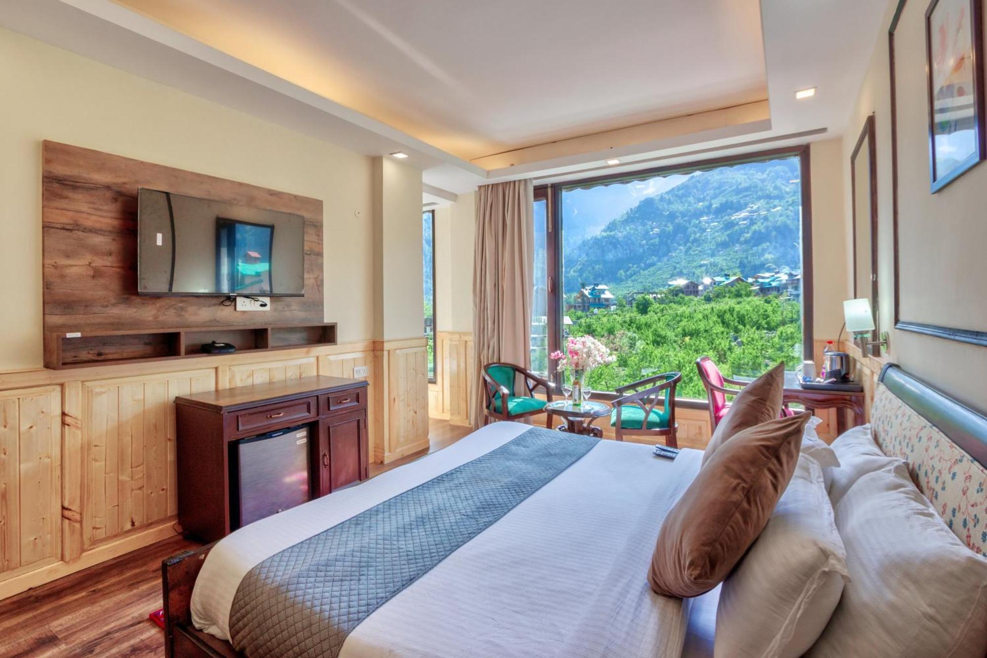 The Katoch Grand Resort Manāli Esterno foto